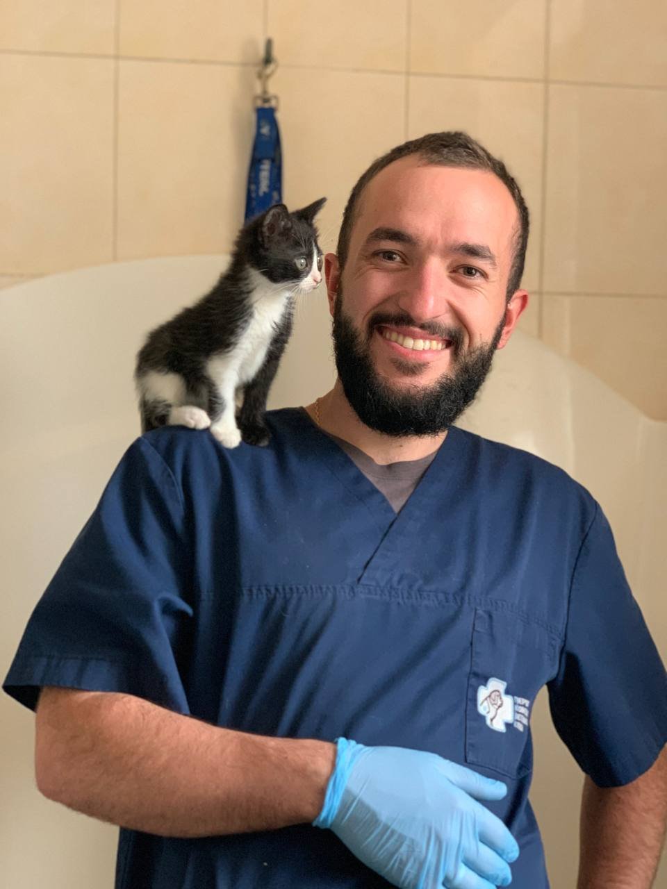 a0b112d6-7a8d-4cb8-ad42-b216b28f0f03